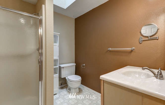 17713 113th Place Southeast Renton, WA 98055 - Photo 11 of 25