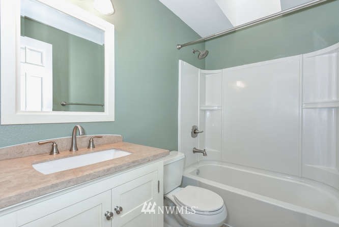 17713 113th Place Southeast Renton, WA 98055 - Photo 16 of 25