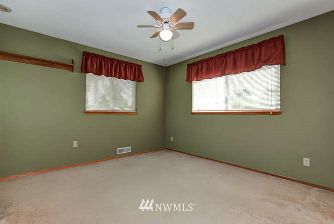 17713 113th Place Southeast Renton, WA 98055 - Photo 17 of 25