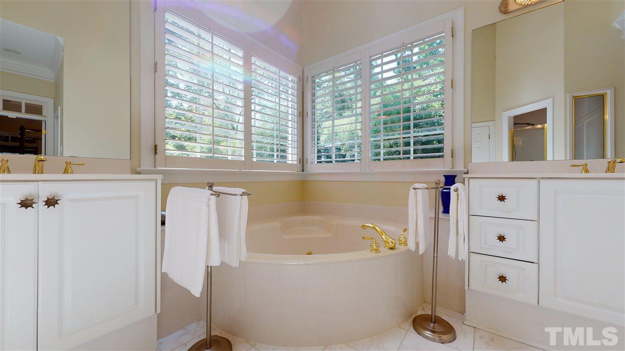 1032 Bearglades Lane Raleigh, NC 27615 - Photo 21 of 29