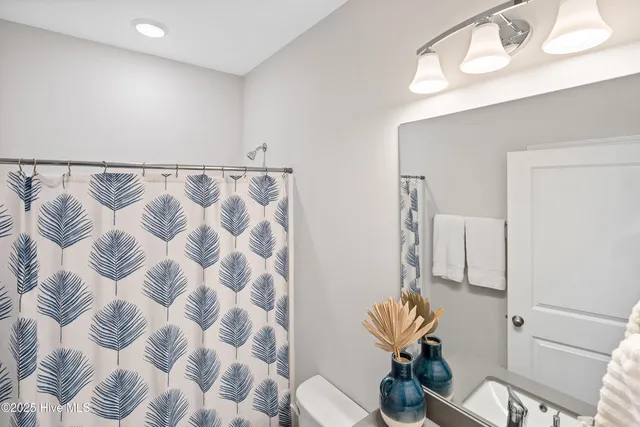 $429,990 | 1018 Terraces Lane, Hampstead, NC 28443