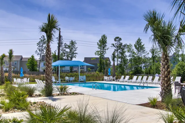 $429,990 | 1018 Terraces Lane, Hampstead, NC 28443