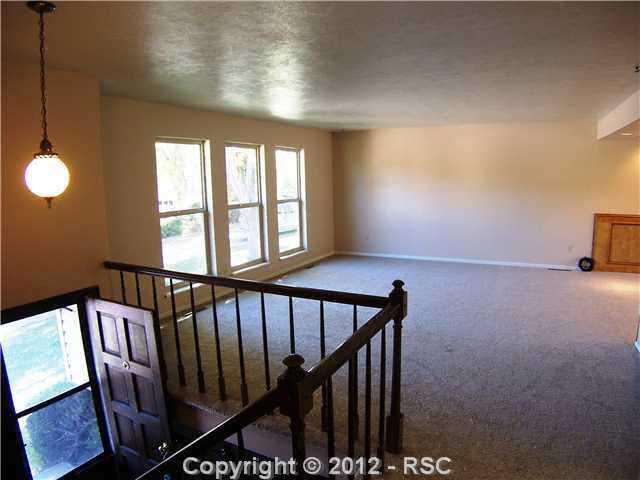 4301 Ridgeglen Road Colorado Springs, CO 80918 - Photo 8 of 25
