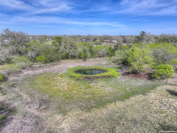 $809,999 | 353 Jackson, Kingsbury, TX 78638