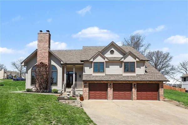 $465,000 | 3110 Northwest 59th Street, Kansas City, MO 64151