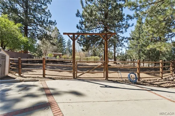 $629,000 | 2160 Mariposa Lane, Big Bear City, CA 92314