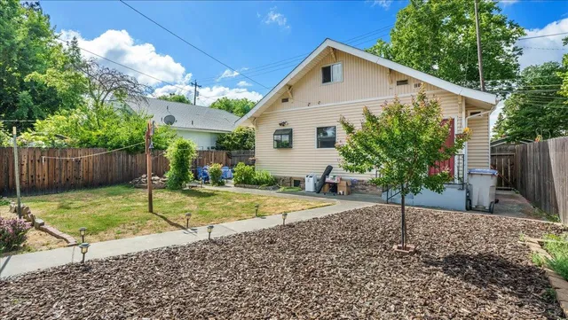 $489,900 | 221 Cross Street, Woodland, CA 95695