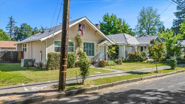 $489,900 | 221 Cross Street, Woodland, CA 95695