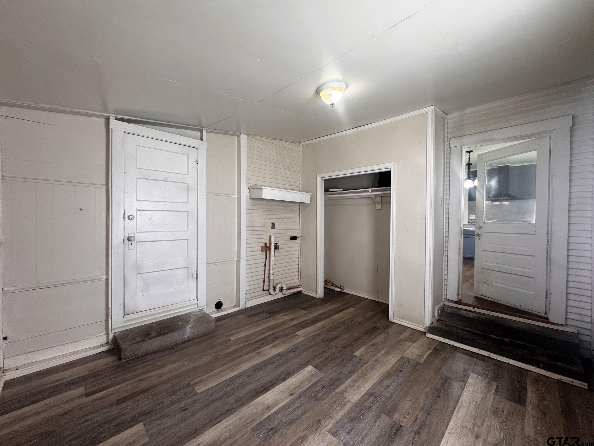 414 West 4th Street Mount Pleasant, TX 75455 - Photo 13 of 17