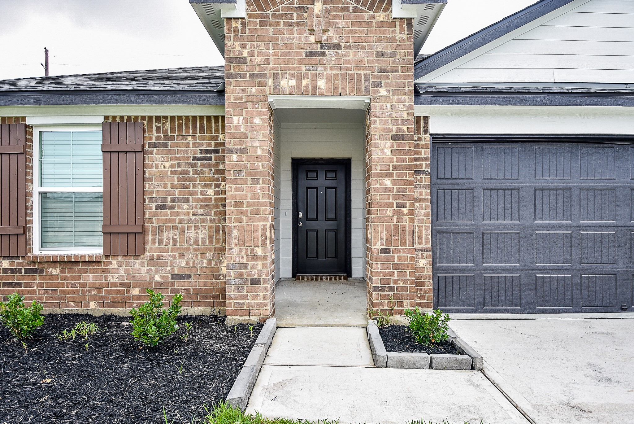 7519 Fierce Friesian Lane Rosharon, TX 77583 - Photo 3 of 32