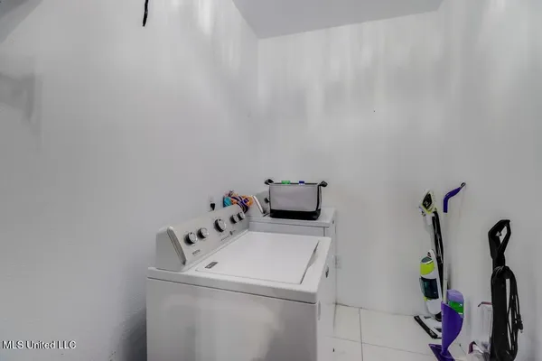 $1,250,000 | 5220 Cowart Road, Lucedale, MS 39452