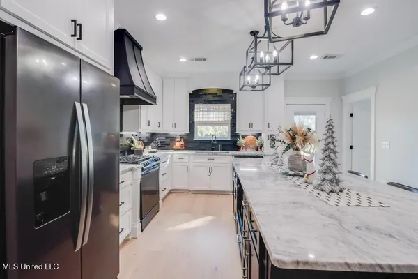 $1,250,000 | 5220 Cowart Road, Lucedale, MS 39452