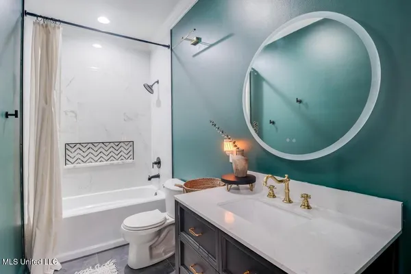 $1,250,000 | 5220 Cowart Road, Lucedale, MS 39452