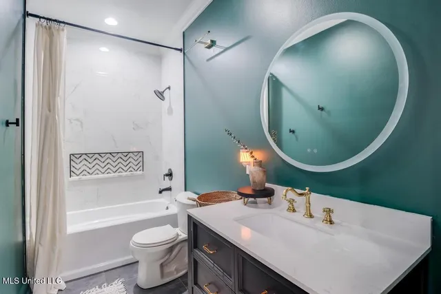 $1,400,000 | 5220 Cowart Road, Lucedale, MS 39452