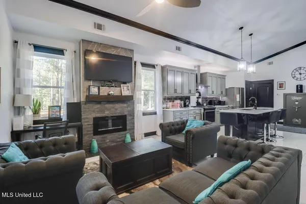 $1,250,000 | 5220 Cowart Road, Lucedale, MS 39452