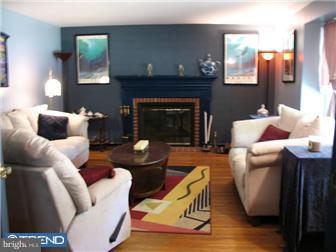 225 Sharrowvale Road Cherry Hill, NJ 08034 - Photo 2 of 12 Living Room