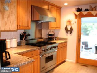 225 Sharrowvale Road Cherry Hill, NJ 08034 - Photo 4 of 12 Kitchen
