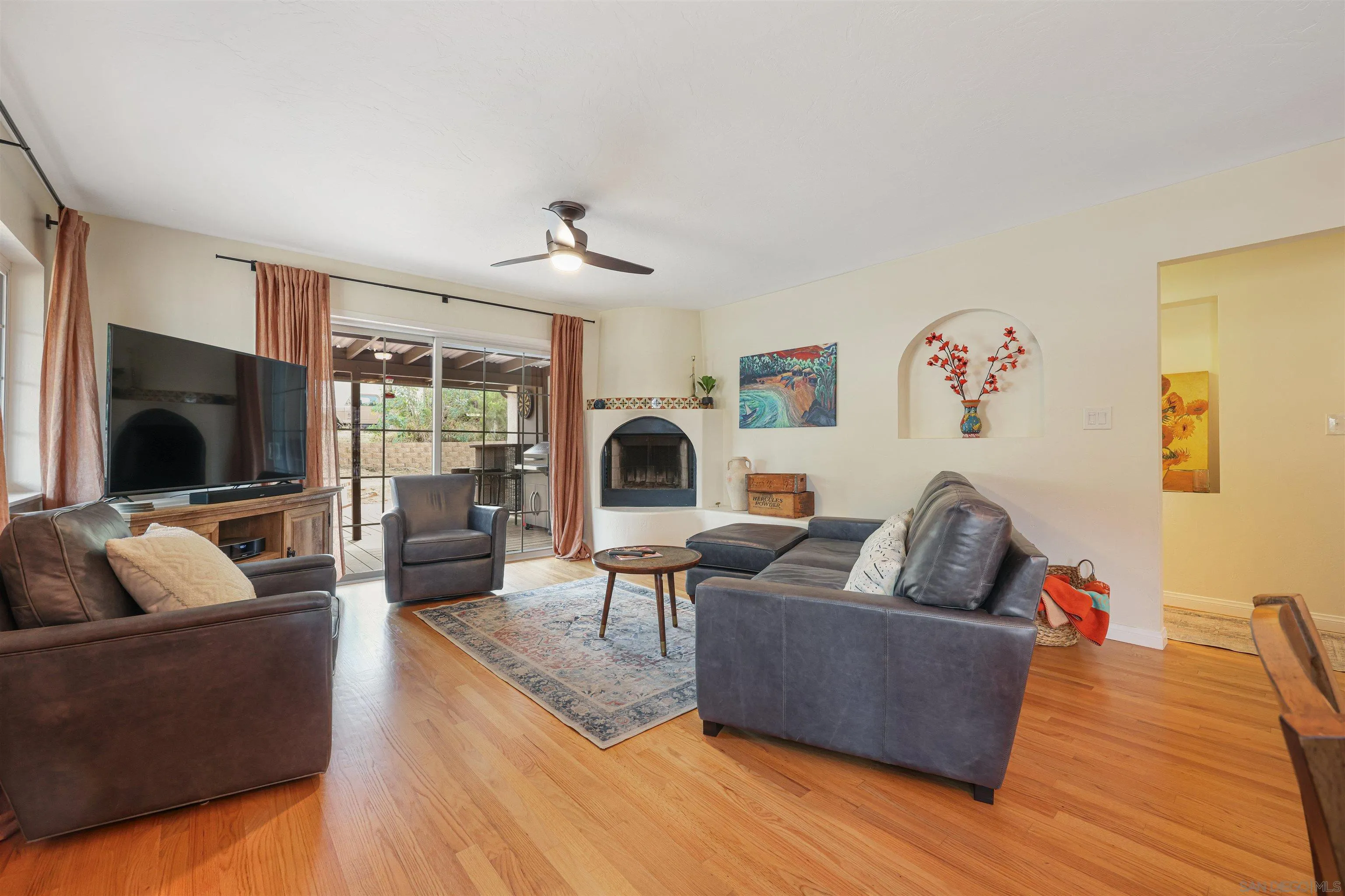 12187 Gay Rio Terrace Lakeside, CA 92040 - Photo 10 of 25 Gallery Image 10