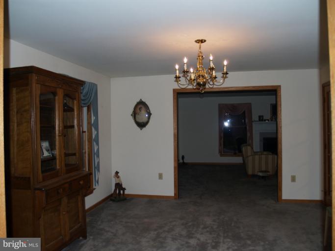 8053 Chestnut Grove Road Frederick, MD 21701 - Photo 4 of 21 Dining Room
