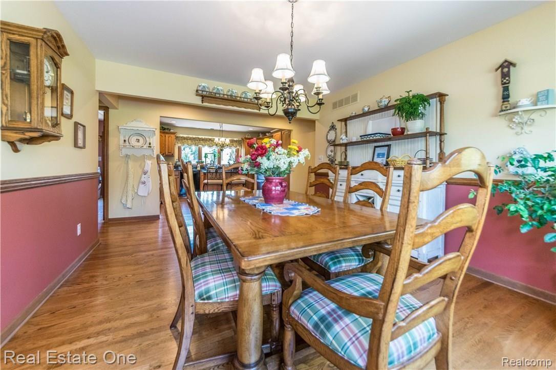 11792 Larkins Road Brighton, MI 48114 - Photo 15 of 43 14_15.jpg