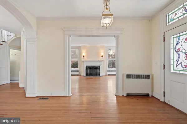 $1,200,000 | 217 West Boscawen Street, Winchester, VA 22601