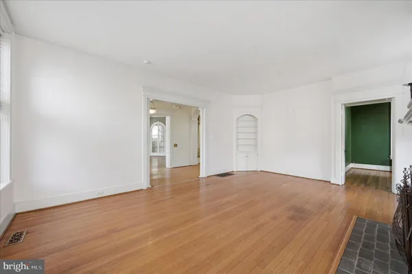 $1,200,000 | 217 West Boscawen Street, Winchester, VA 22601