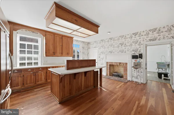 $1,200,000 | 217 West Boscawen Street, Winchester, VA 22601