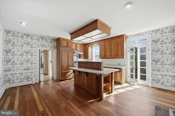 $1,200,000 | 217 West Boscawen Street, Winchester, VA 22601