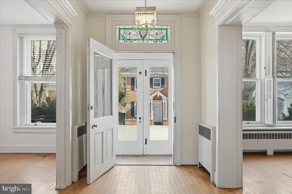 $1,200,000 | 217 West Boscawen Street, Winchester, VA 22601