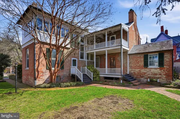 $1,200,000 | 217 West Boscawen Street, Winchester, VA 22601