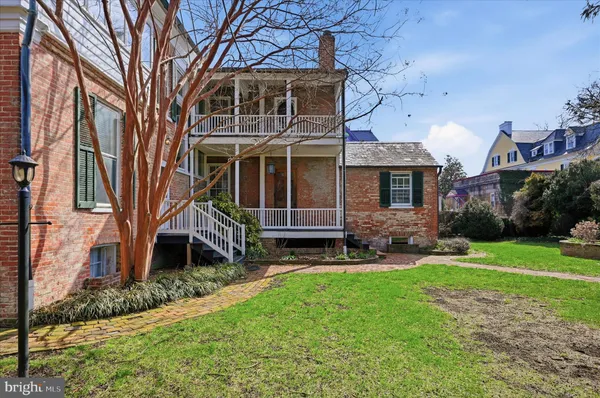 $1,200,000 | 217 West Boscawen Street, Winchester, VA 22601