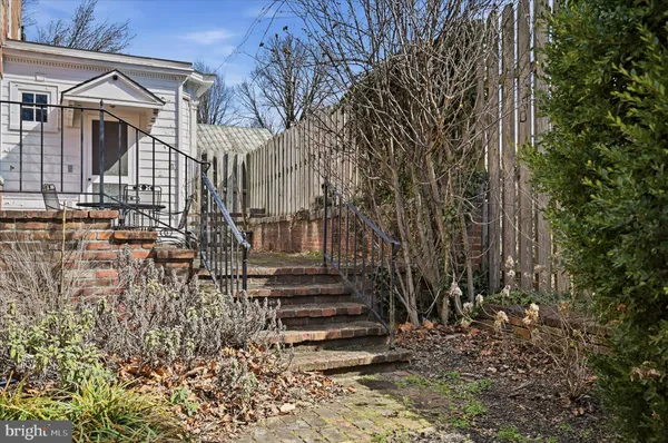 $1,200,000 | 217 West Boscawen Street, Winchester, VA 22601