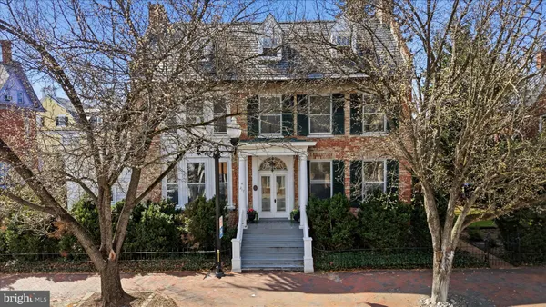 $1,200,000 | 217 West Boscawen Street, Winchester, VA 22601