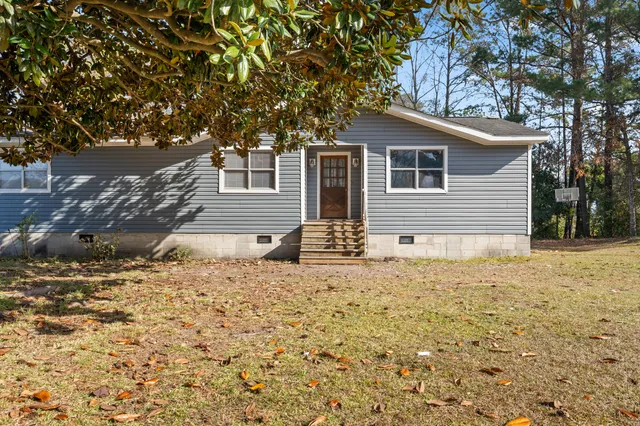 $375,000 | 114 Lakewood Drive, Moncks Corner, SC 29461