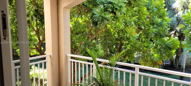 $1,700 | 6530 Emerald Dunes Drive, Unit 206, West Palm Beach, FL 33411