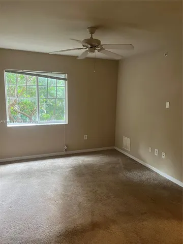 $1,700 | 6530 Emerald Dunes Drive, Unit 206, West Palm Beach, FL 33411