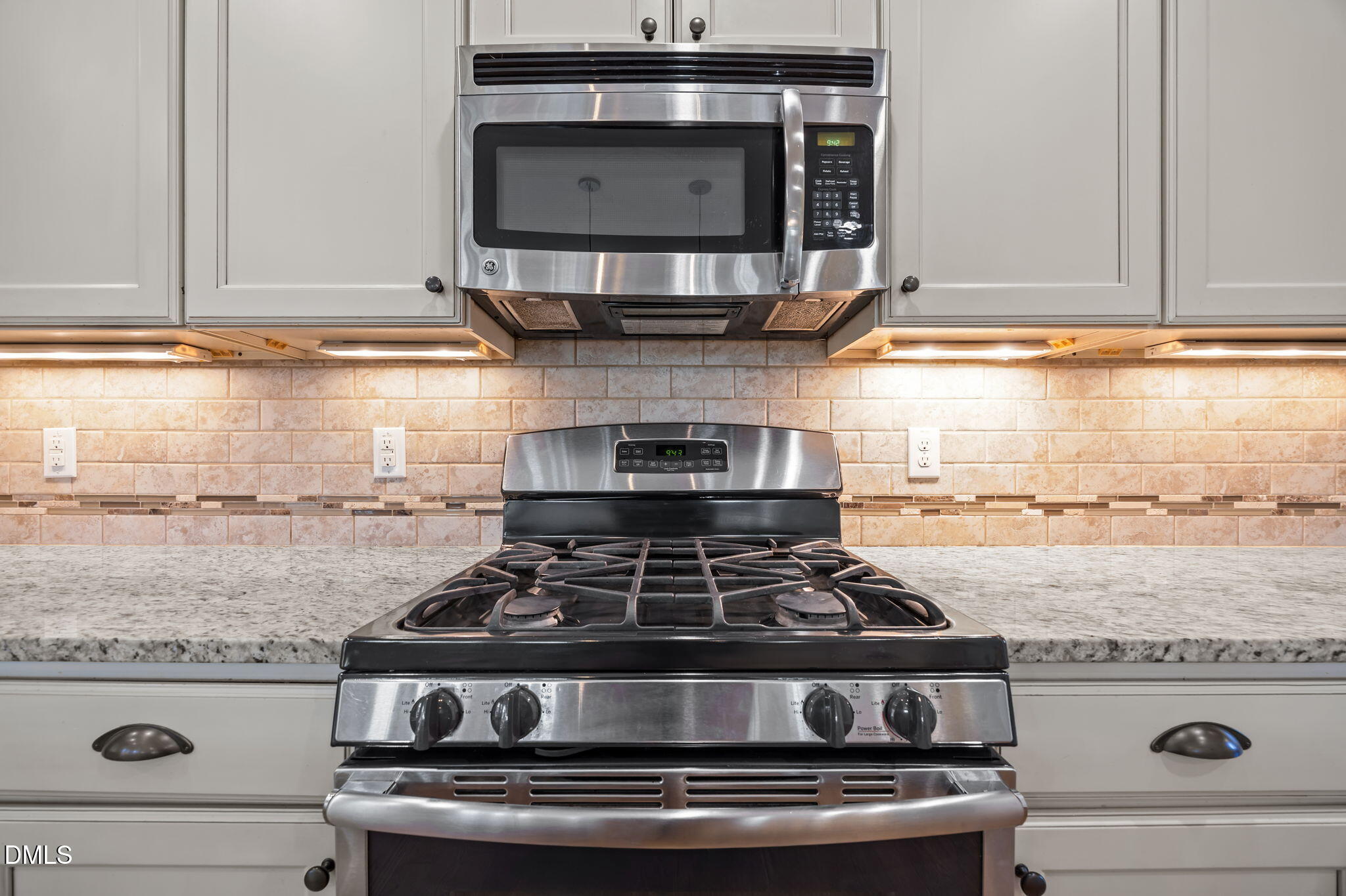 6209 Blanche Drive Raleigh, NC 27607 - Photo 16 of 78 Kitchen