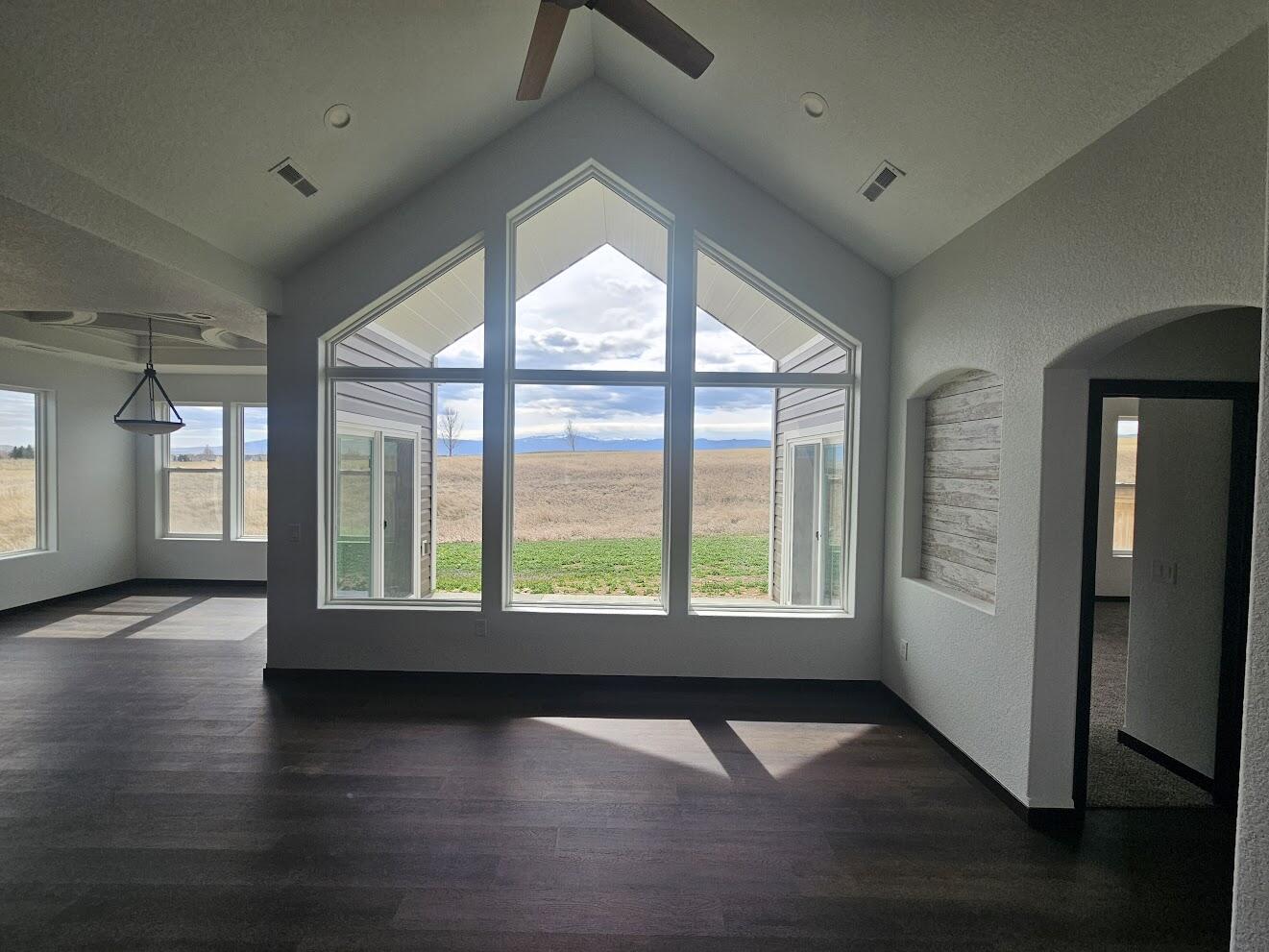 2240 Excalibur Way, Unit HB31) Sheridan, WY 82801 - Photo 21 of 31 20260324_134056