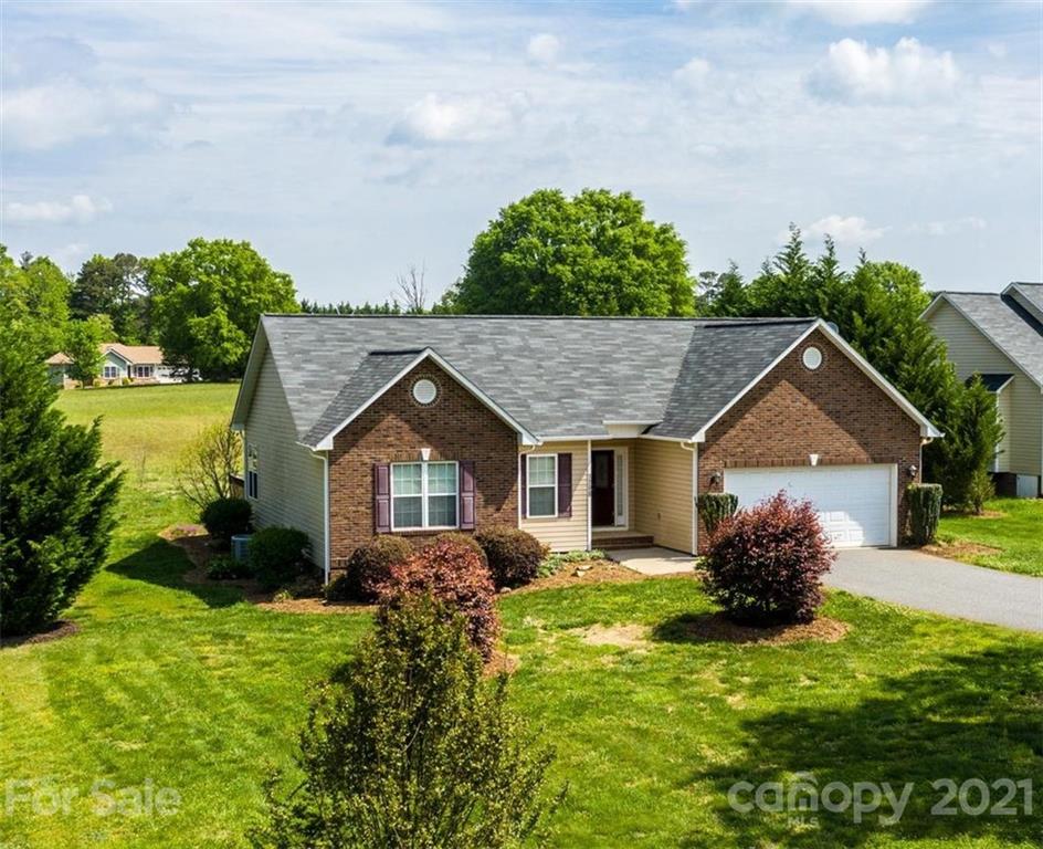1798 Thomasville Road Conover, NC 28613 - Photo 3 of 43 Gallery Image 3