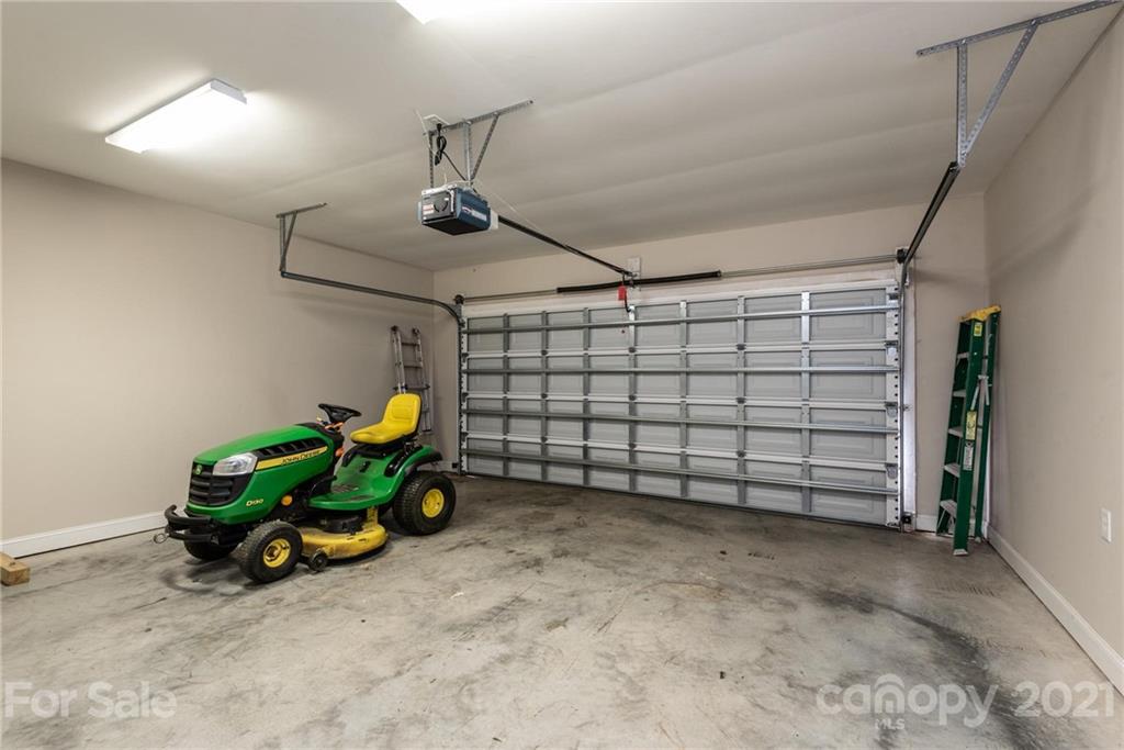 1798 Thomasville Road Conover, NC 28613 - Photo 31 of 43 Gallery Image 31