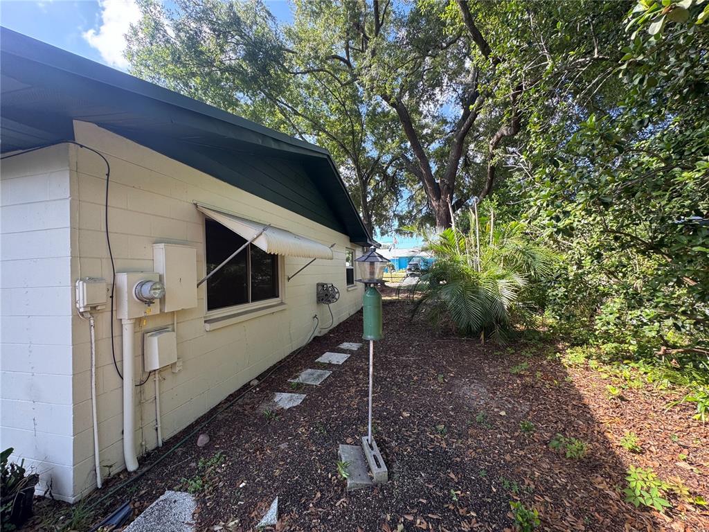 624 Wood Road Seffner, FL 33584 - Photo 30 of 35