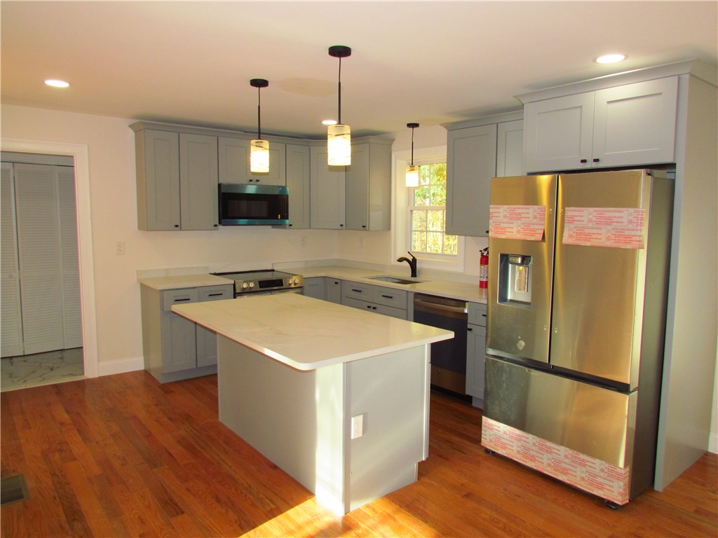 378 Gauthier Drive Woonsocket, RI 02895 - Photo 8 of 23