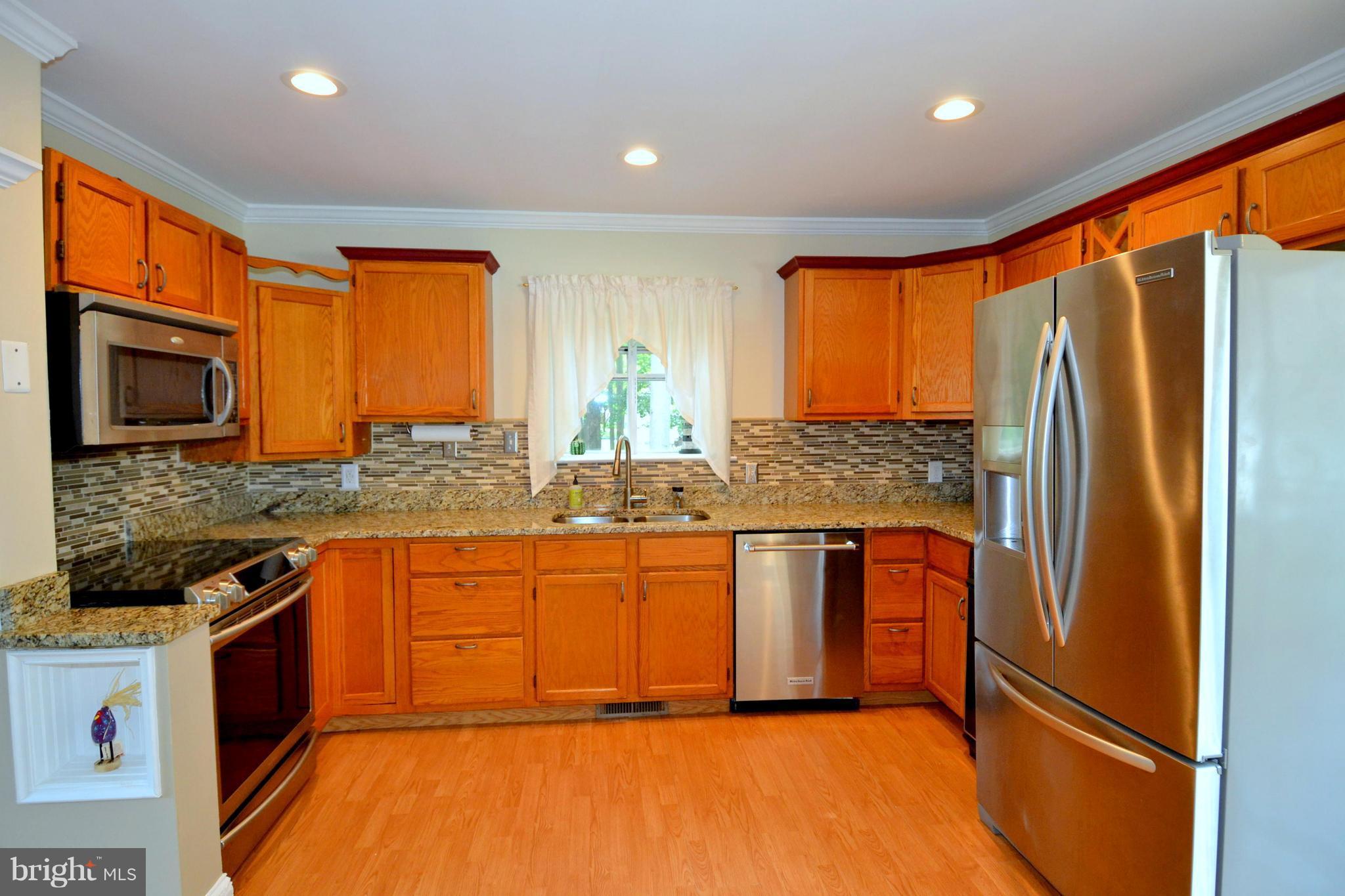 40408 Duke Road Mechanicsville, MD 20659 - Photo 4 of 22 Kitchen