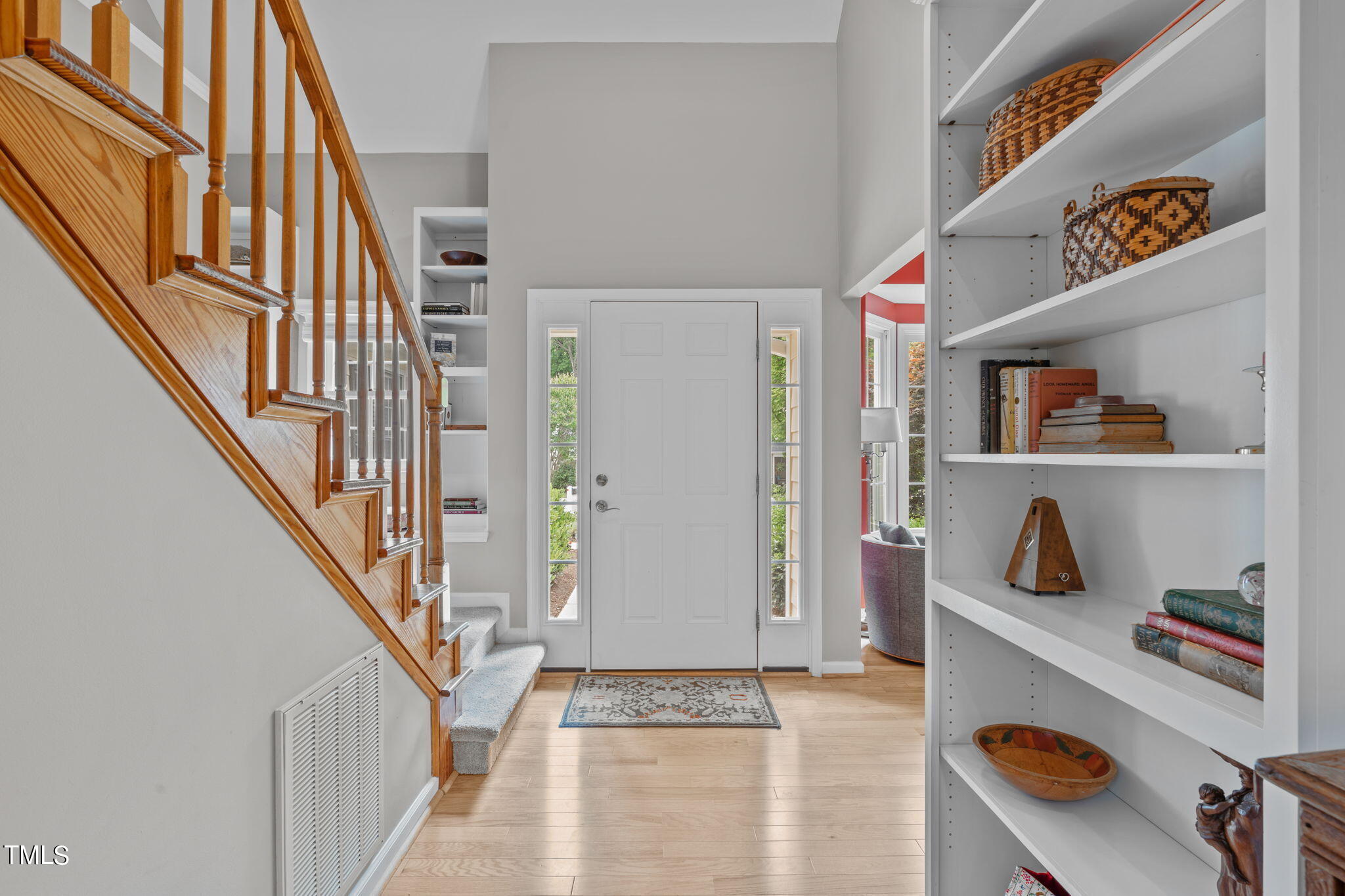 12209 Harcourt Drive Raleigh, NC 27613 - Photo 5 of 35 Entry