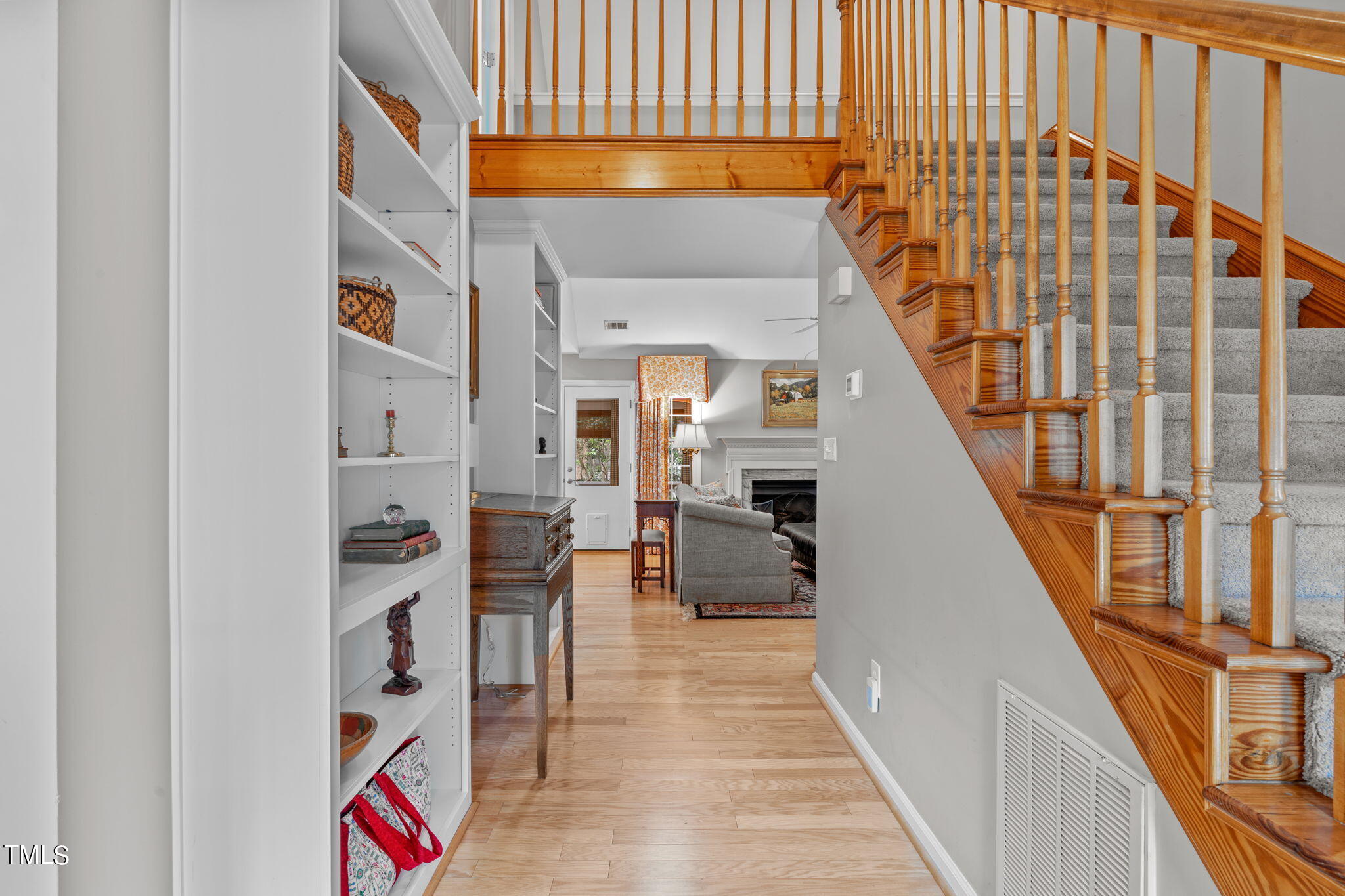 12209 Harcourt Drive Raleigh, NC 27613 - Photo 6 of 35 Entry