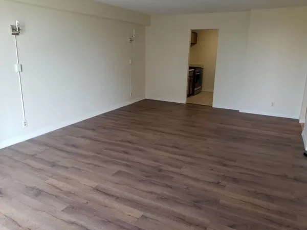 $3,150 | 33 Pond Avenue, Unit 912, Brookline, MA 02445