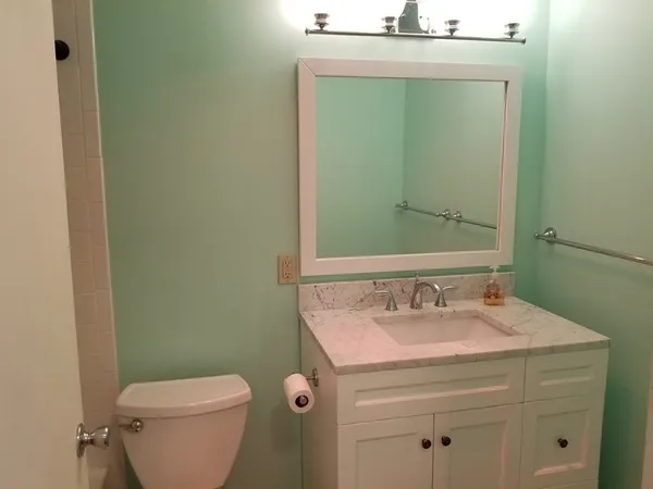 $3,150 | 33 Pond Avenue, Unit 912, Brookline, MA 02445