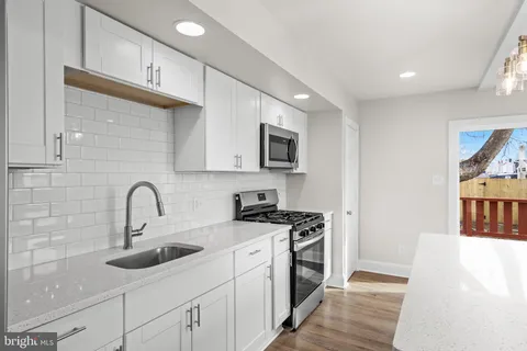 $239,000 | 607 Highland Avenue, Chester, PA 19013