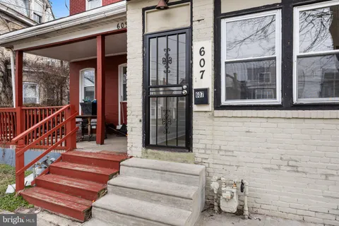 $239,000 | 607 Highland Avenue, Chester, PA 19013