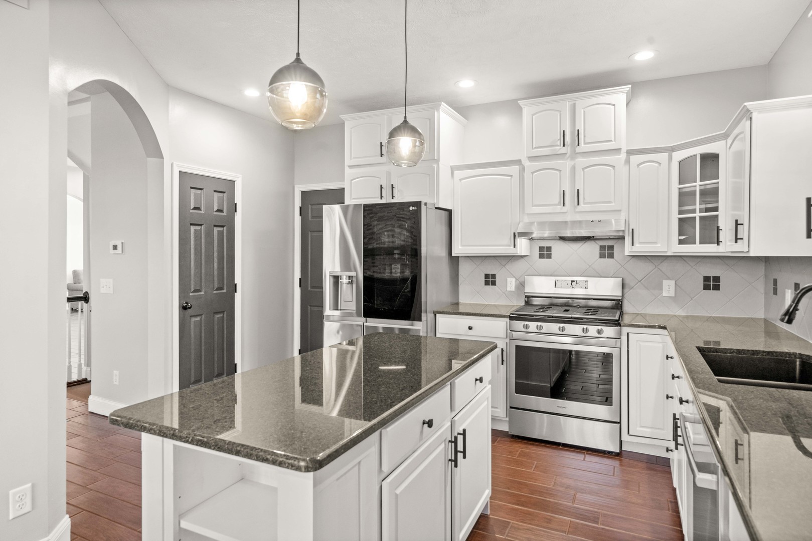 2913 Fox Creek Road Bloomington, IL 61705 - Photo 25 of 96 Gallery Image 25